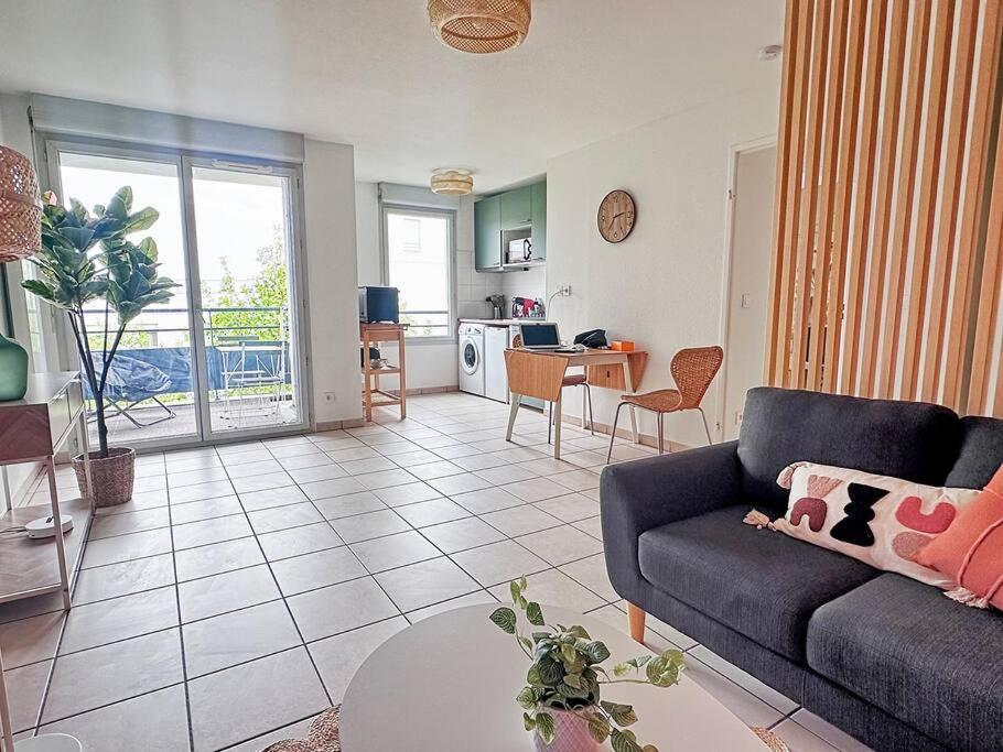 Charmant T2 Terrasse, Garage Вийёрбан Экстерьер фото